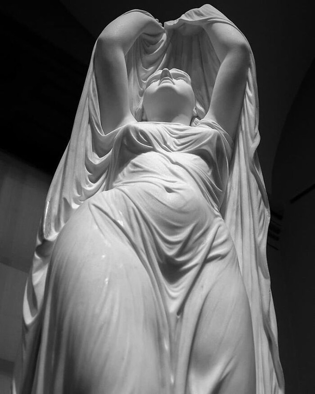 surreal-sculptures-details-672355ca7d93c-png__700