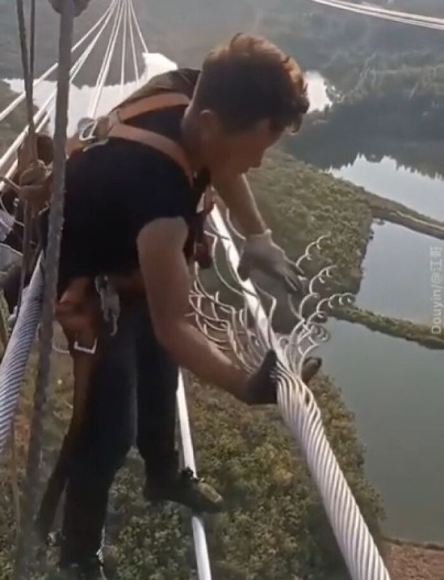 68ecf6861ffbd_terrifying-job-pic