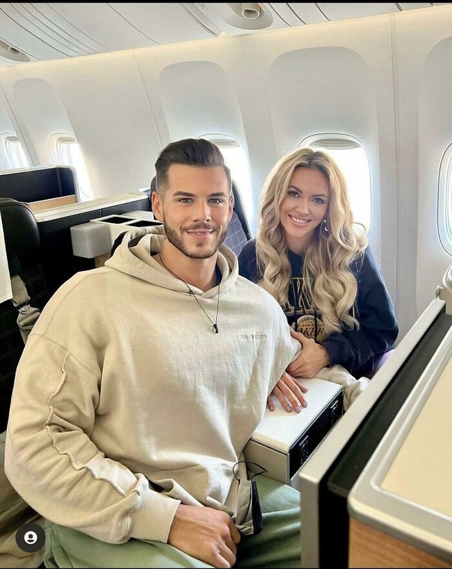 626a427b1839c_n3zhx9nau8u81__700