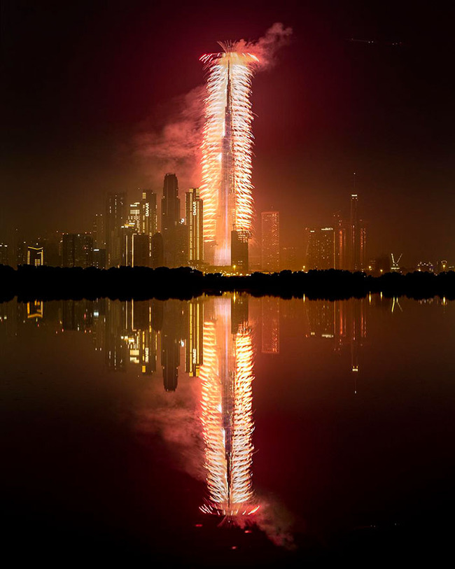 interesting-dubai-16-646614466e227__700