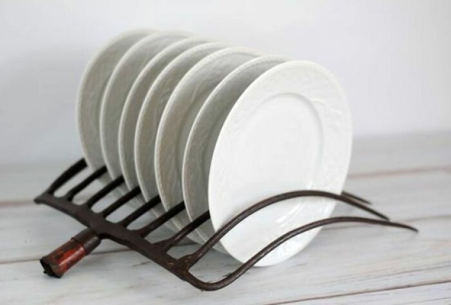 10-64e8b4cc1930a__700