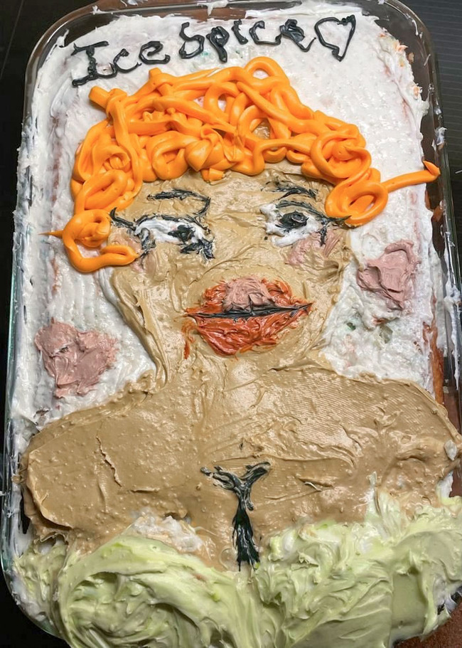 cake-funny-fails-4-65b918cace337__700