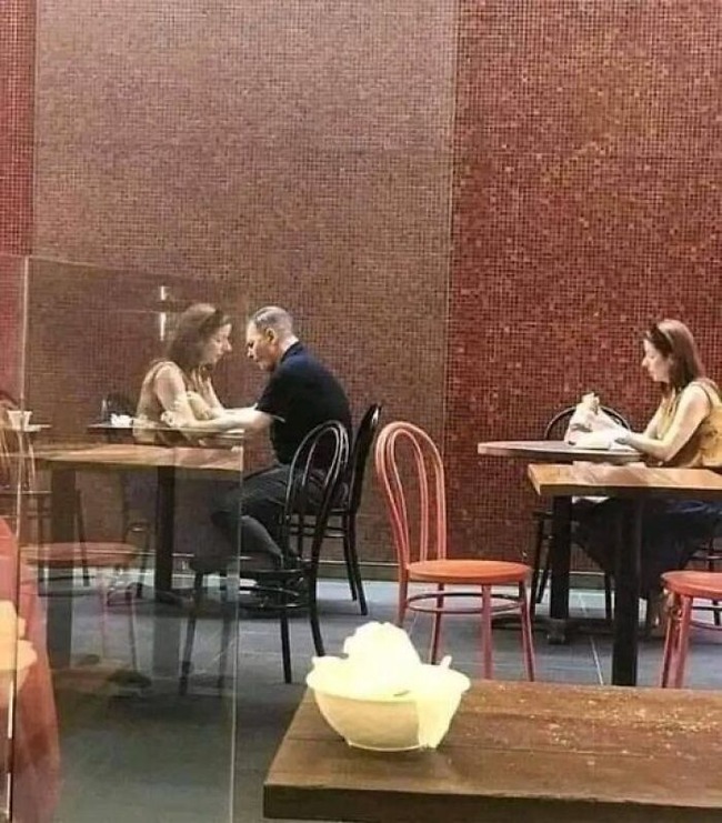 accidental-optical-illusions-pics-6744562de921e__700