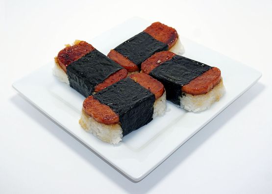 1280px-Homemade_Spam_Musubi