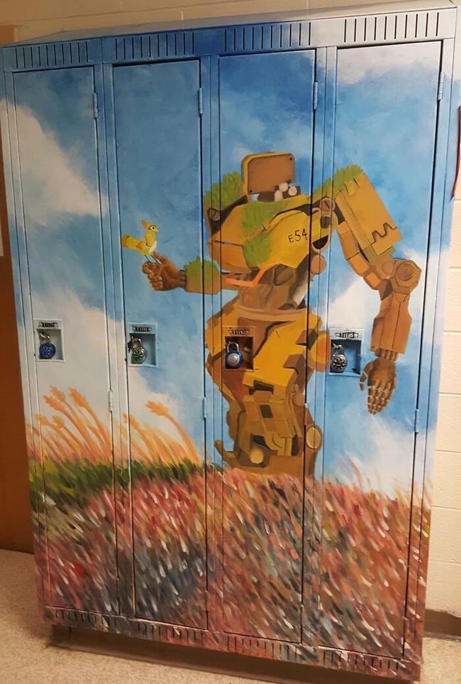 67f8e14c67a14_locker-art-at-my-school
