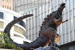 260px-Shin_Godzilla_statue_at_HIBIYA_Chanter_April_28,_2018_04