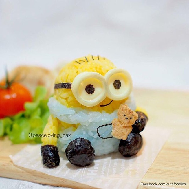 doctor-who-makes-adorable-rice-balls-during-her-free-time