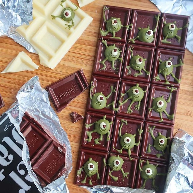 B8hfwKPBay3-png__880 (1)