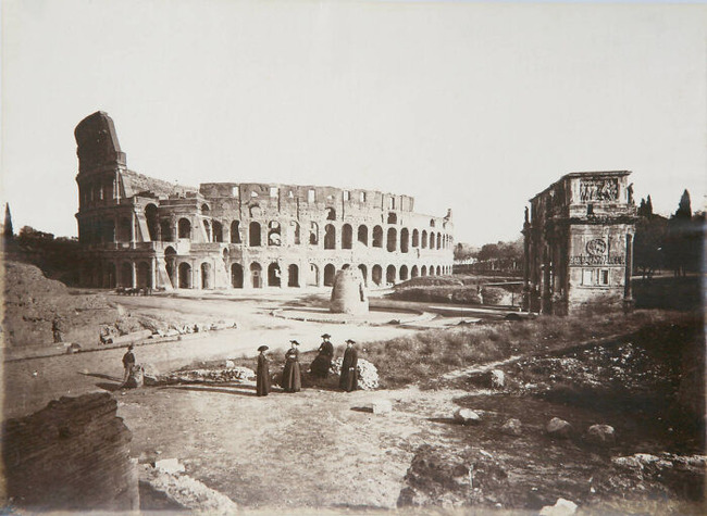 Colosseum_and_Arch_of_Constantine_est_1870-67ff921033d7e__700