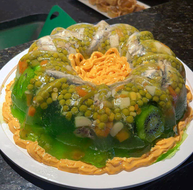 unfortunate-thanksgiving-fails-24-65574ad16f632__700