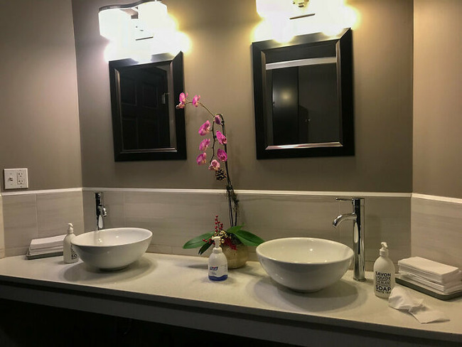 24641311427_fbf93a5b5f_c-643fa9ffeb0d4__700