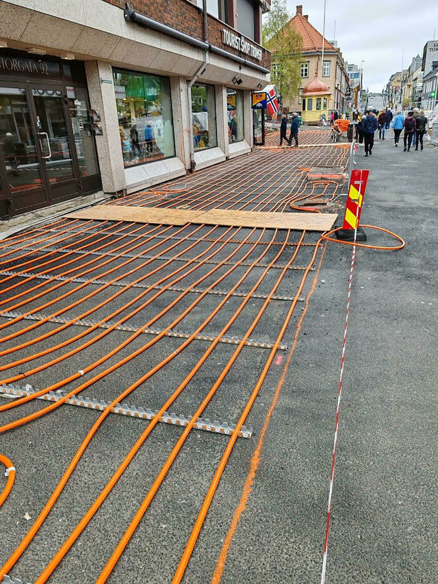 69528e34bf7d7_9to62mxymrbe1-jpeg