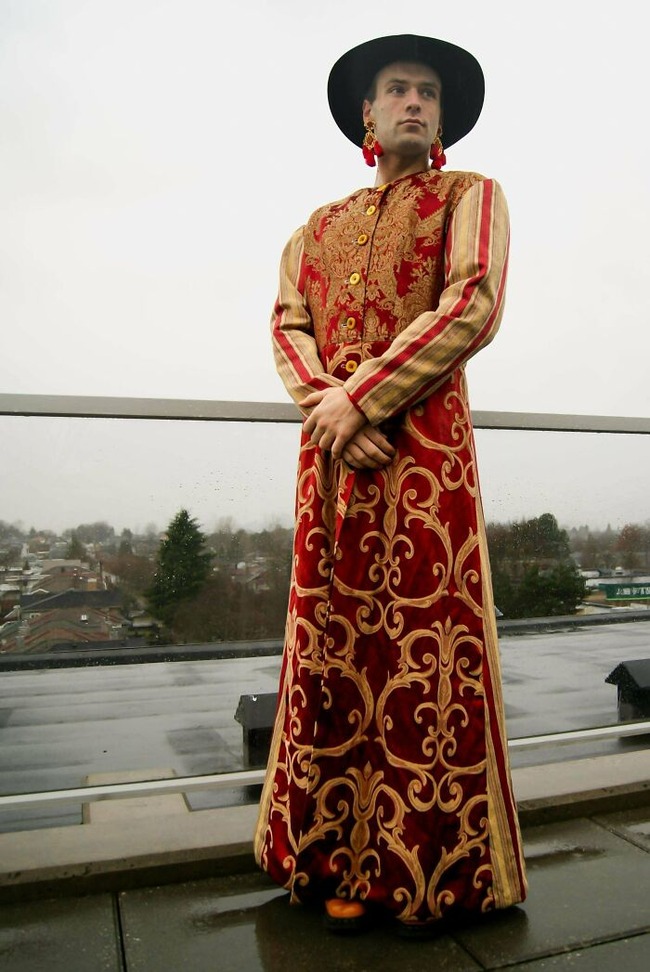 64ba55ea79ecd_ah0d5g8dh72b1__700