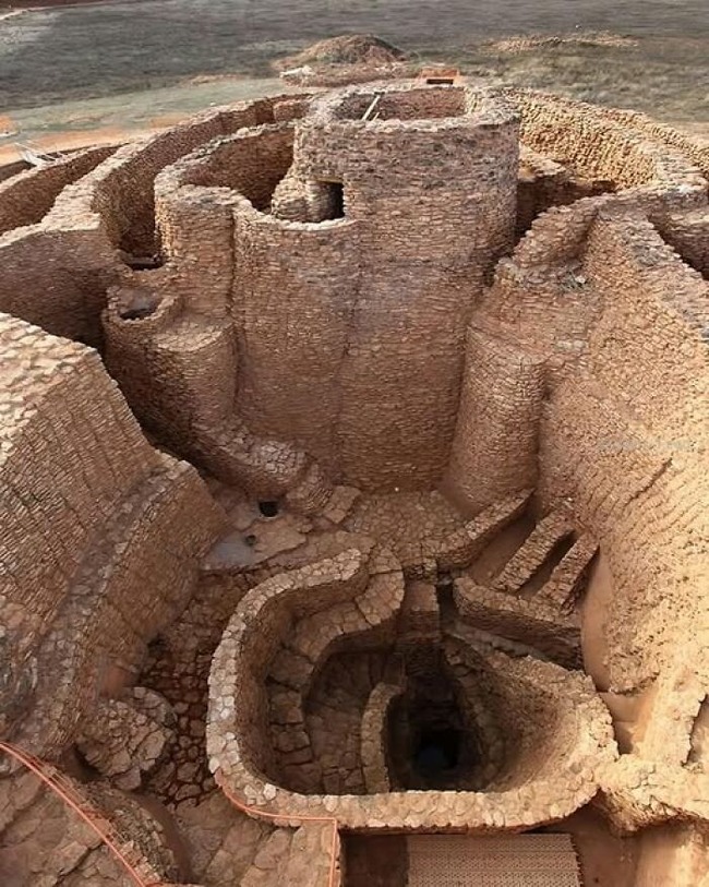 ancient-history-pics-67e273bb1de98__700