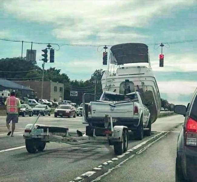 655f287ea52ab_johgb0draqza1__700 (1)