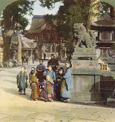 Children-at-a-temple1
