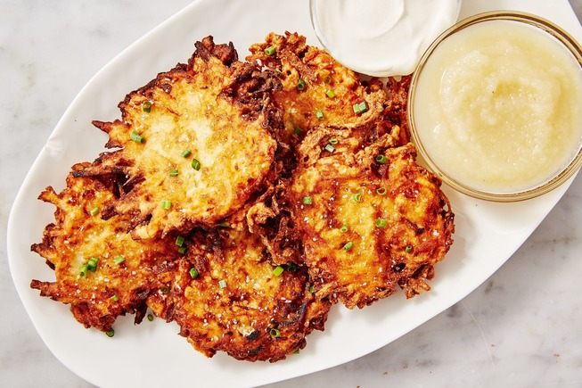 delish-190912-potato-latkes-0287-landscape-pf-1571156601