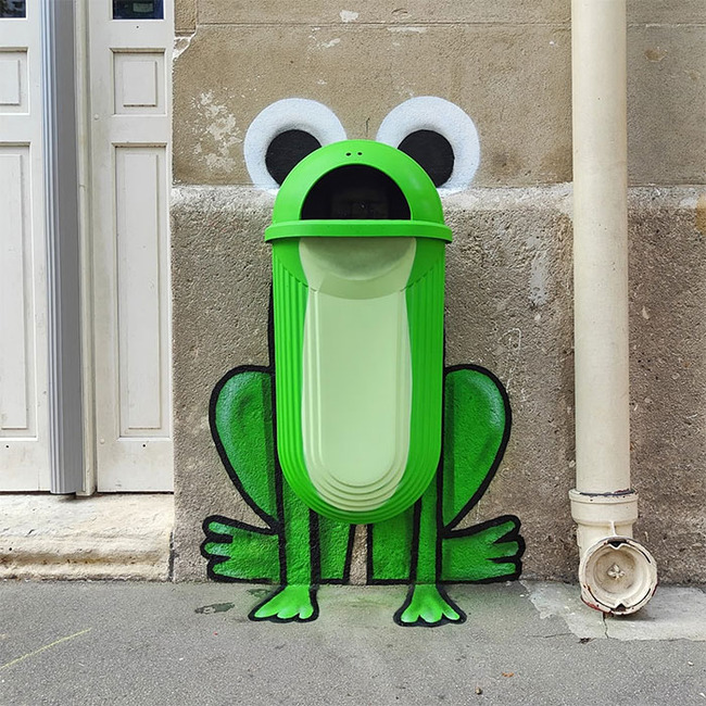 creative-street-art-pictures-oakoak-6453556e30423__700