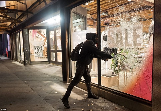 29009994-8372343-image-a-10_1590857363655