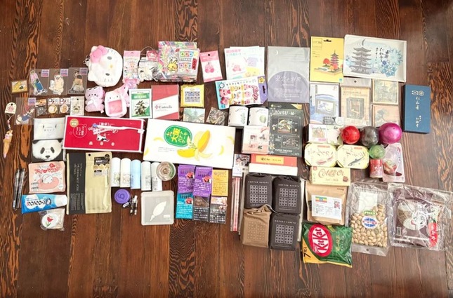 cherry-blossom-in-atami-v0-x56bm