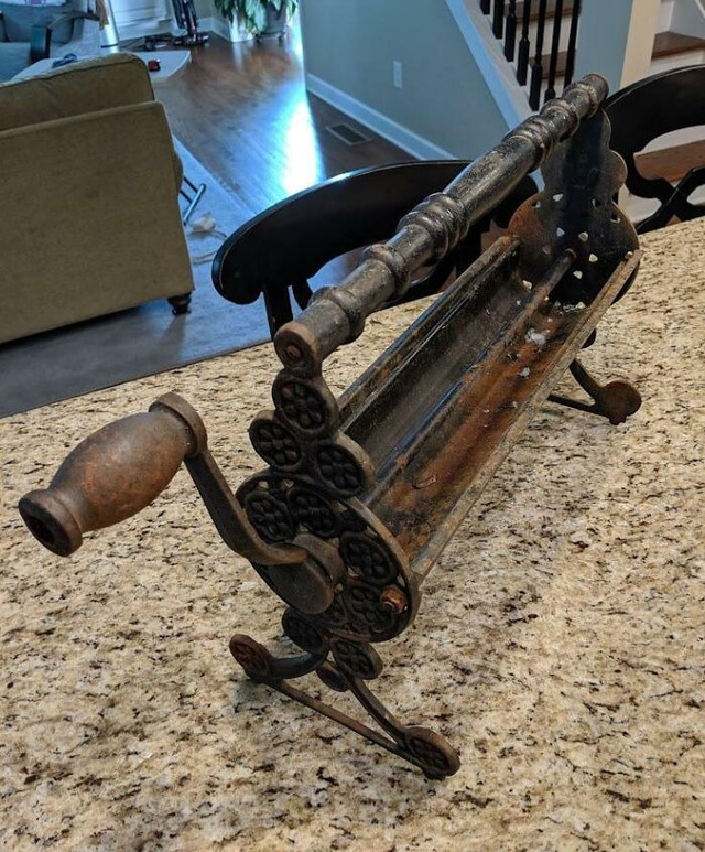 68da7615b9801_identified-antique