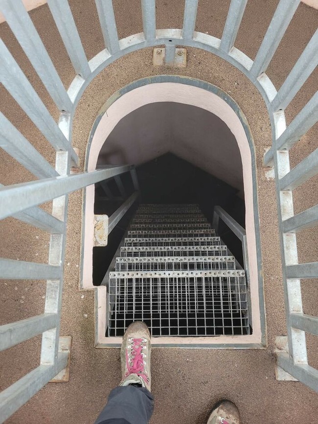 scary-stairs-pics-636cc6ab1c05a__700