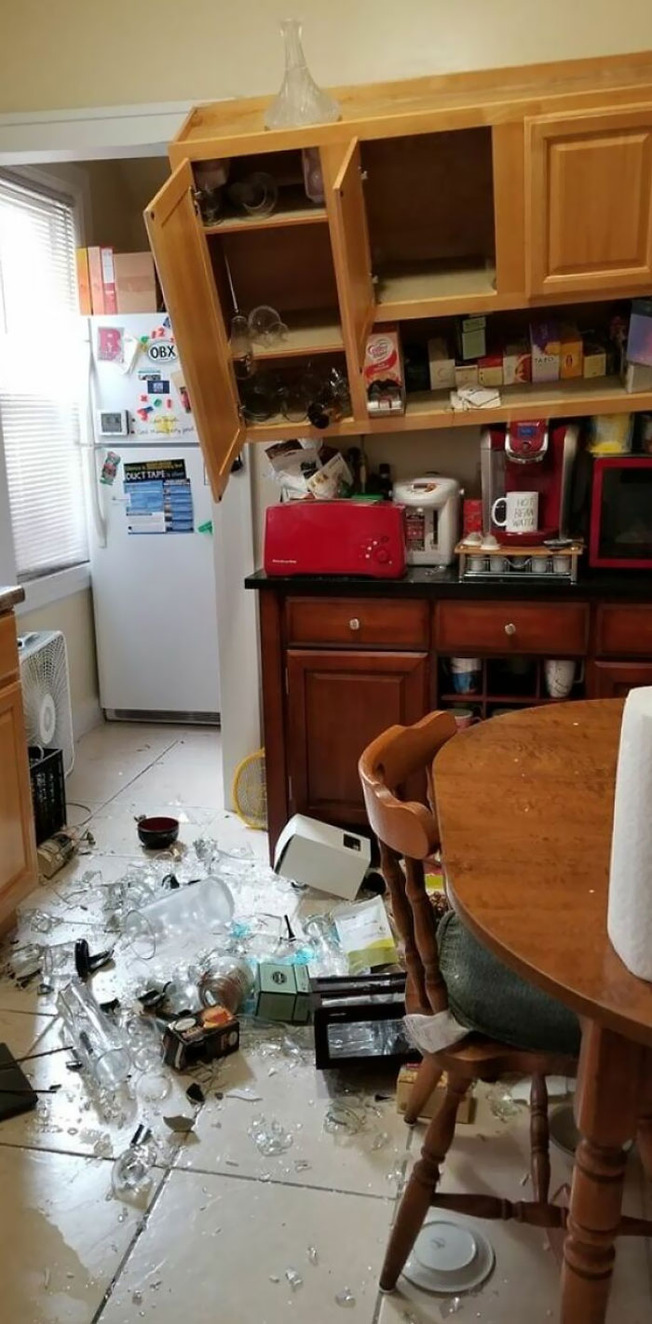 funny-accidents-bad-day-fails-27-61f2bbcc97035__700