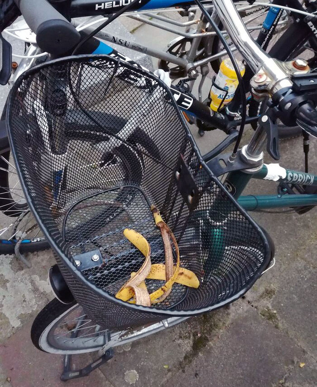 people-acting-like-complete-jerks-27-65084d02eb6c3__700