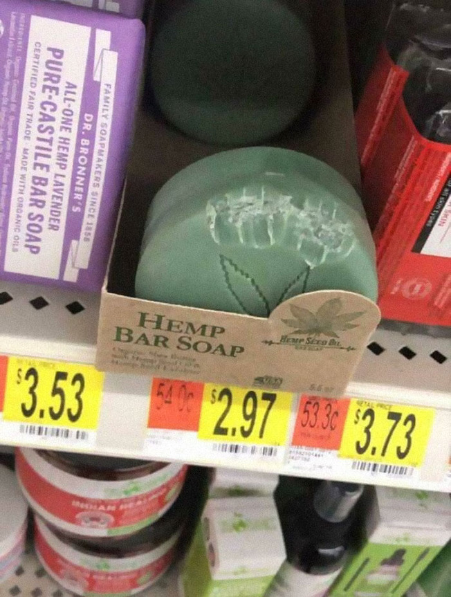 people-of-walmart-232-623495b63f836__700