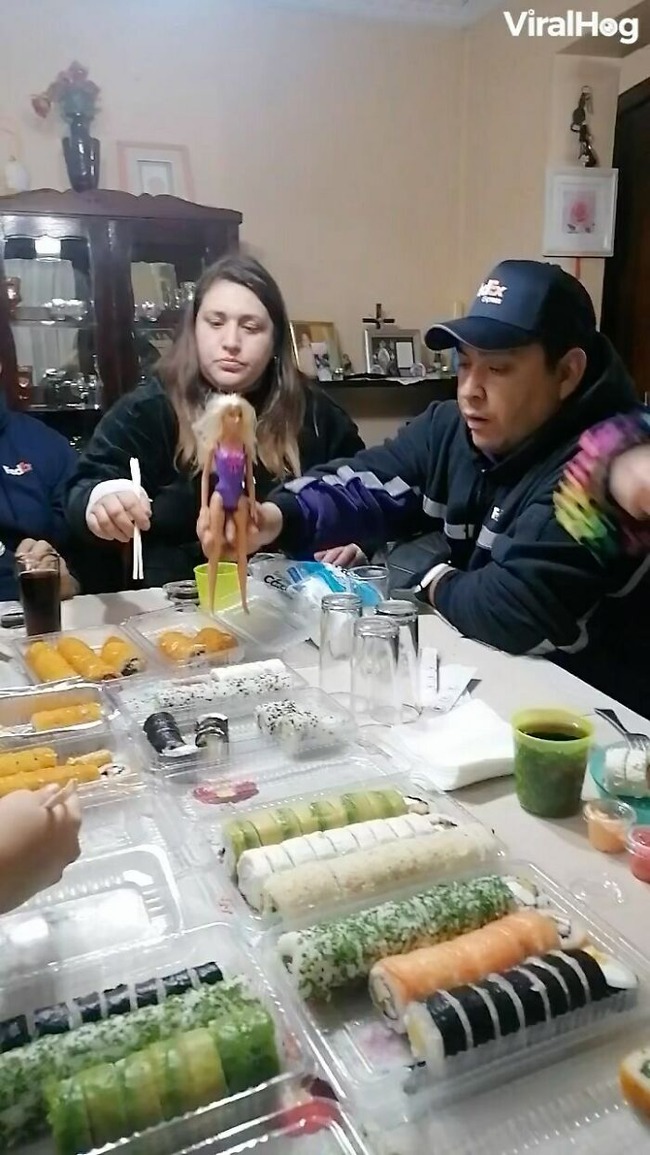 Ch8KZaDjvfz-png__700