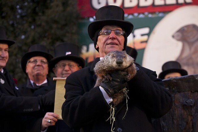 Groundhog_Day_Punxsutawney_2013-2-636a0f44aff09__700