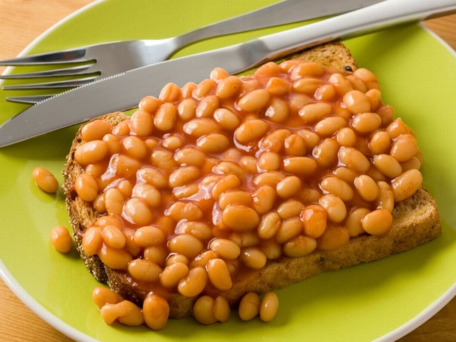 Baked-Beans-on-toast