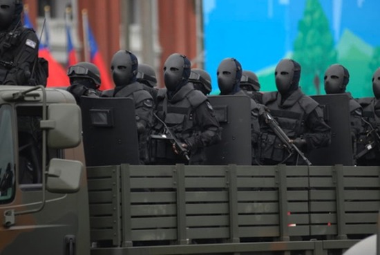 03 - ROC Taiwan Special Forces with bullet proof face masks