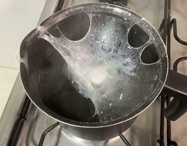 661ce0f287376_funny-cooking-kitchen-accidents