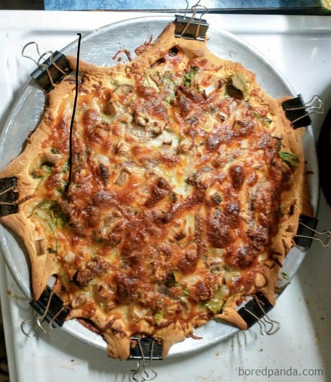 Disgusting-Pizza-Crimes-Pics-1-642e7c9238b3d__700