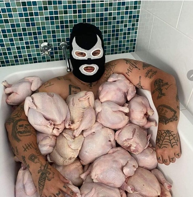 humans-doing-human-things-61fa818ce5826__700