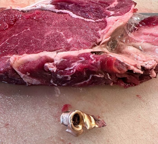 651fe4f6c3c0b_unexpected-finds-in-food