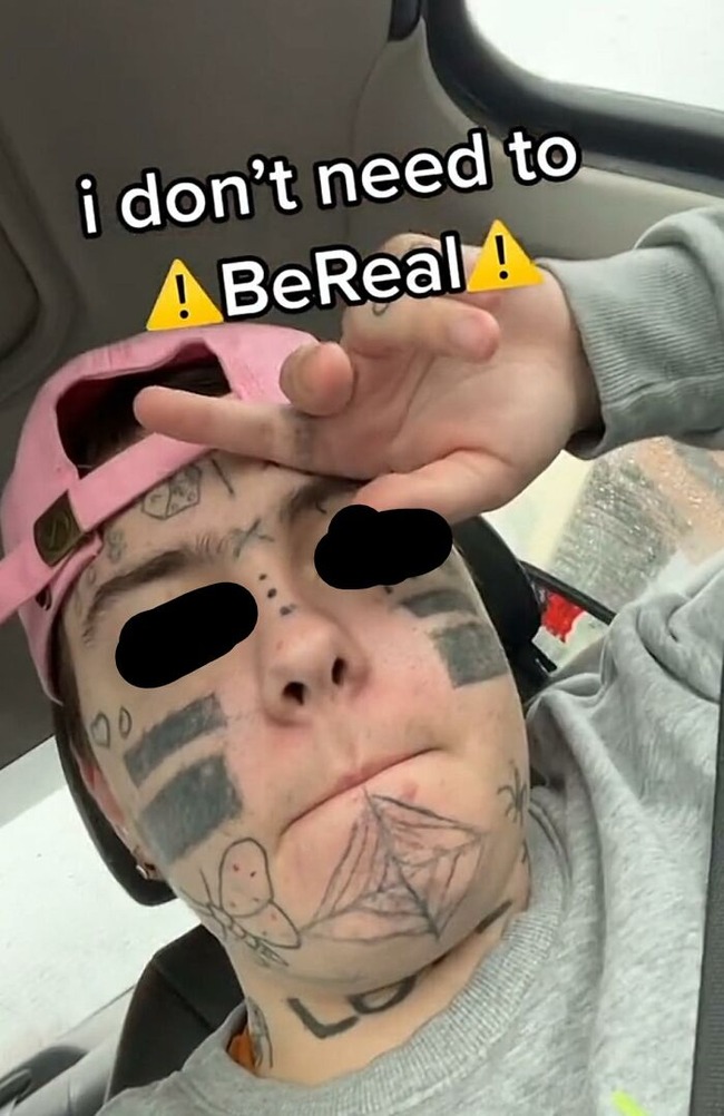 funny-bad-tattoo-shaming-fails-63a5a3e13194f__700