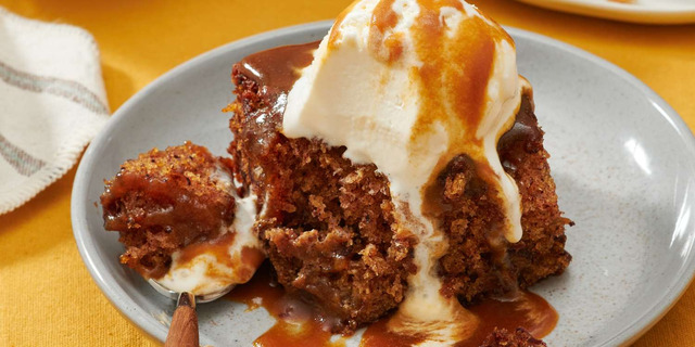 8148-sticky-toffee-pudding-cake