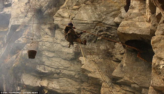 article-2151002-1354D60D000005DC-999_964x557