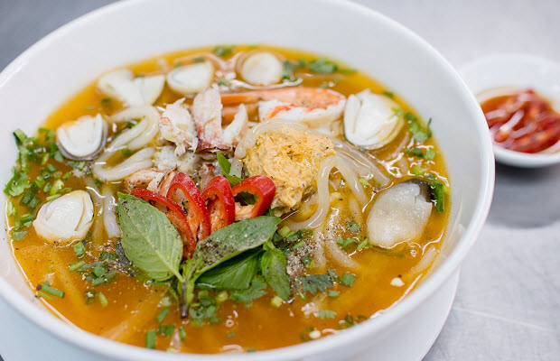 banh-canh-cua