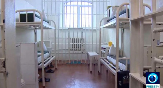 world-prison-cells-prisoners-16-5b34eb7976cce__700