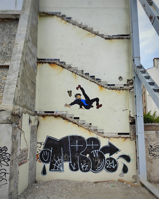 creative-street-art-pictures-oakoak-645355d1ab835__700