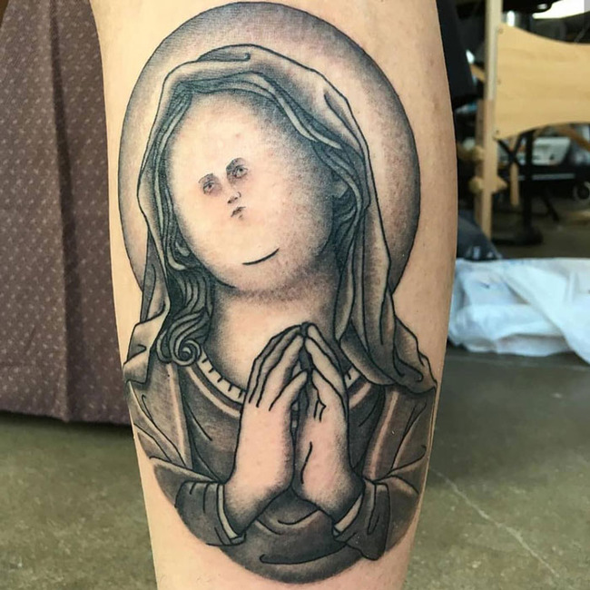 funny-bad-tattoos-62b41e881d24c__700