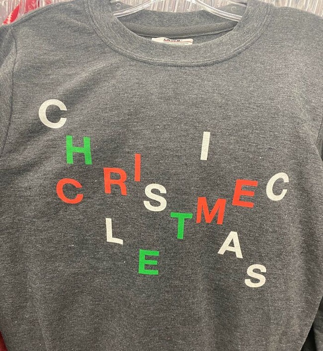 654517e388767_worst-clothing-design-fails