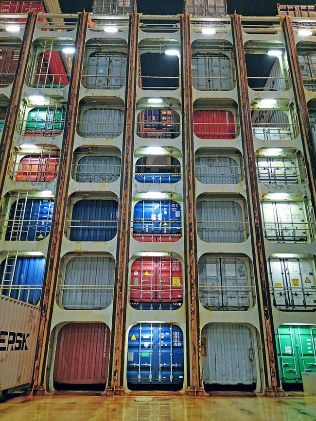 interesting-pics-at-work-210-6419b1e3ea027__700