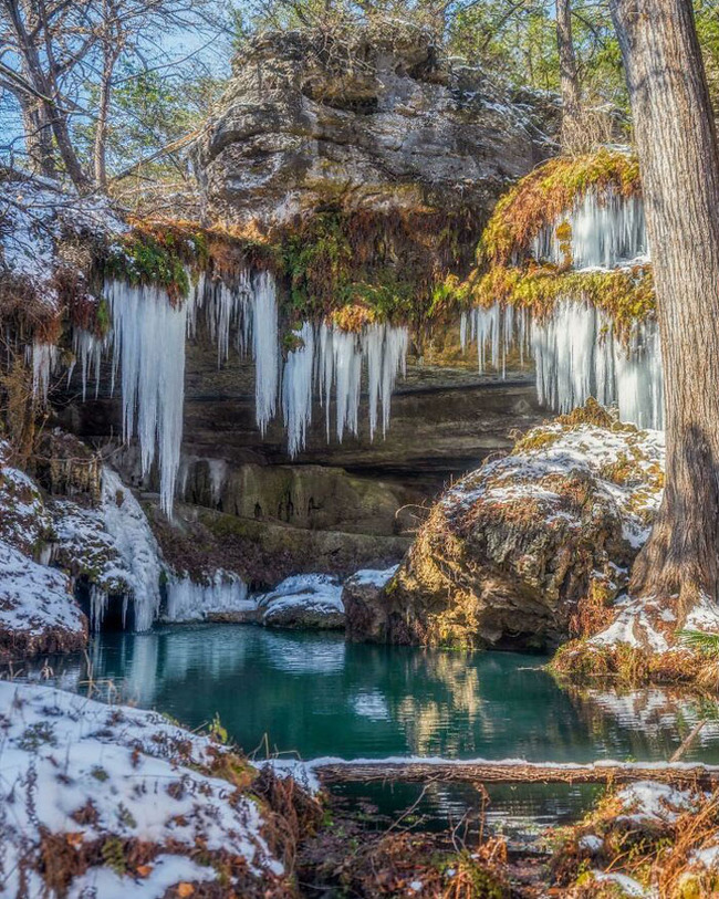 freezing-temperature-cold-winter-pics-34-63c0044d57b2a__700