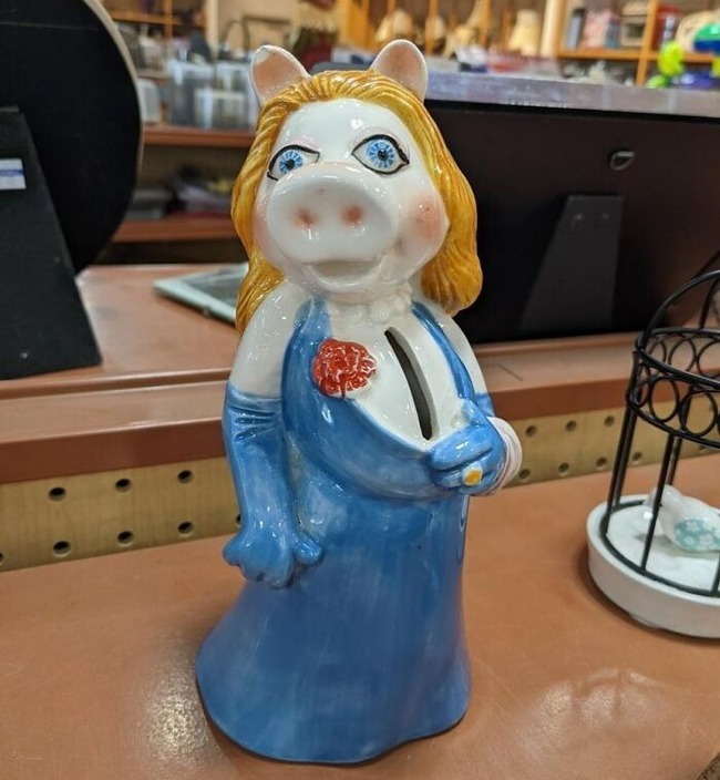 lucky-thrift-store-art-findings-64aea243b220a__700