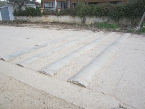 1425924793828