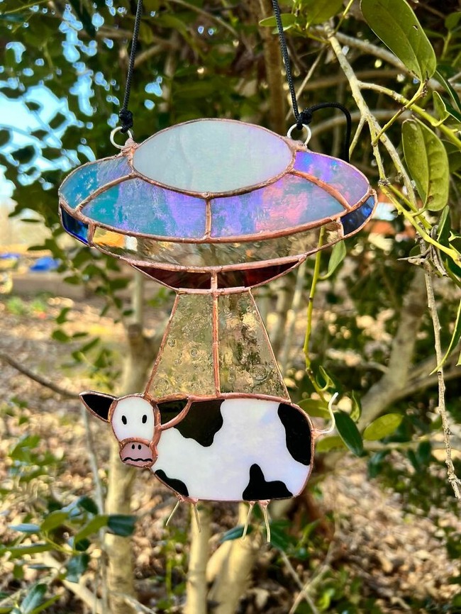 home-for-peculiar-artists-63bfe13eb5520__700